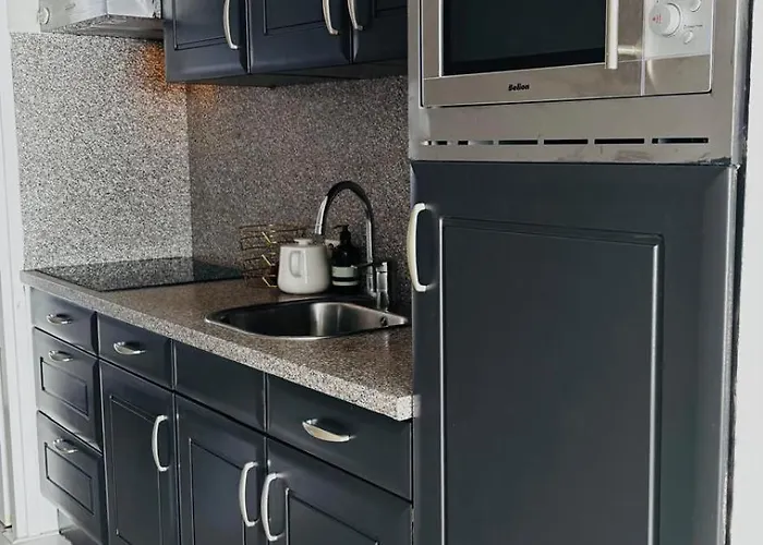 Seaview 65 Apartment *